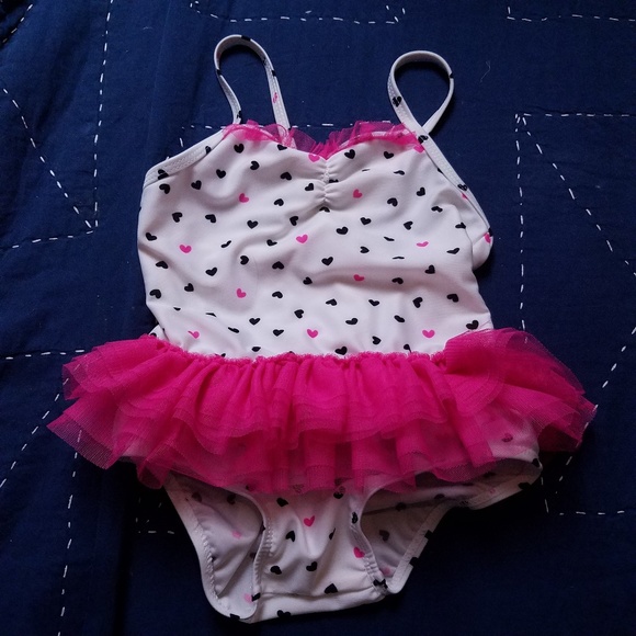 Like new Tutu heart swimsuit size 24 mos - Picture 2 of 6